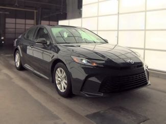 Used 2025 Toyota Camry LE FWD video 2