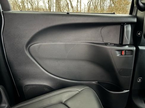 New 2026 Chrysler Pacifica Select image 24