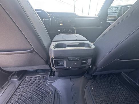 Used 2024 GMC Sierra 2500 AT4 w/ AT4 Premium Plus Package AWD/4WD image 25