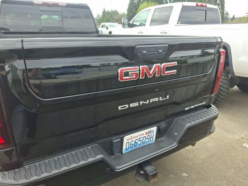 Used 2024 GMC Sierra 3500 Denali AWD/4WD image 8