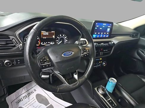Used 2020 Ford Escape SEL FWD image 9