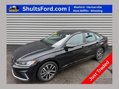 Used 2025 Volkswagen Jetta SE