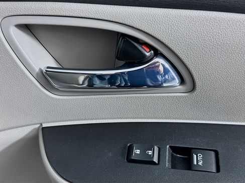 Used 2016 Honda Odyssey EX image 30