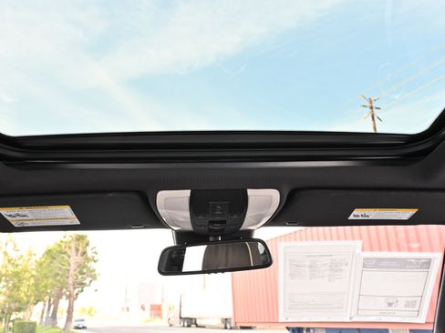 Used 2013 Mercedes-Benz GLK 350 2WD image 21