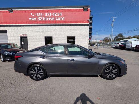 Used 2020 Nissan Altima 2.5 SL image 5