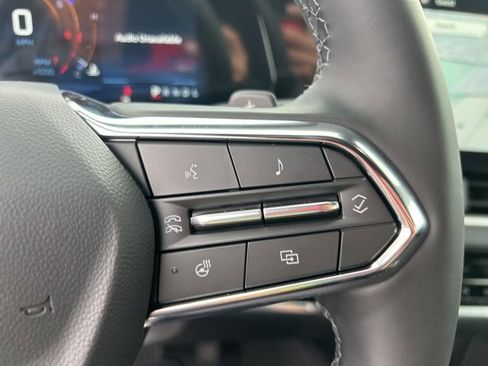 New 2026 Chevrolet Equinox LT w/ LPO, Floor Liner Package image 18