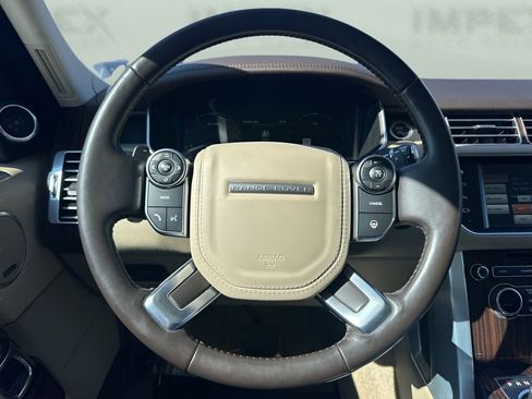 Used 2016 Land Rover Range Rover HSE image 13