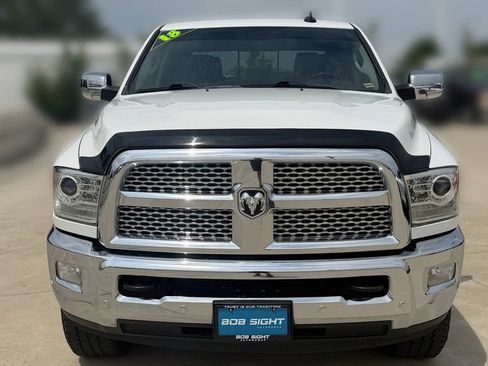 Used 2018 RAM 2500 Laramie AWD/4WD image 9