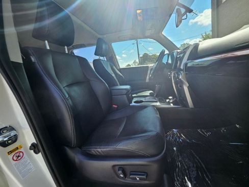 Used 2018 Toyota 4Runner Limited AWD/4WD image 76