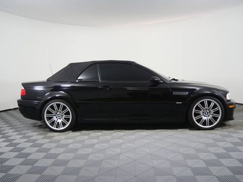 Used 2004 BMW M3 Convertible RWD image 2