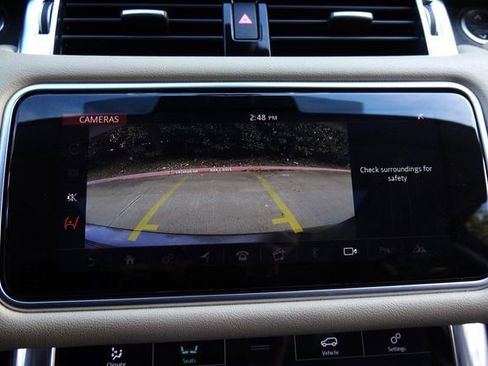 Used 2018 Land Rover Range Rover Sport HSE image 18