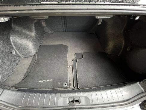 Used 2025 Nissan Altima 2.5 SV image 33