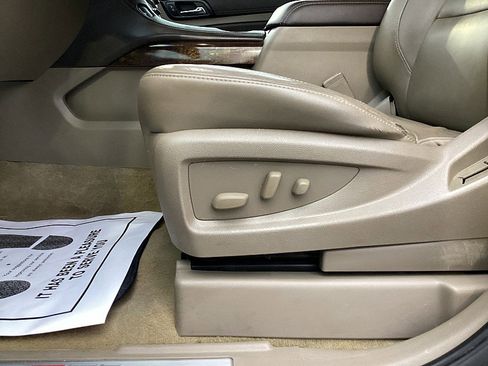 Used 2017 Chevrolet Tahoe LT w/ Luxury Package image 10