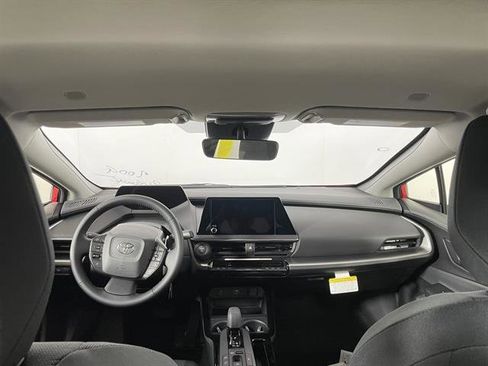 New 2026 Toyota Prius LE image 11