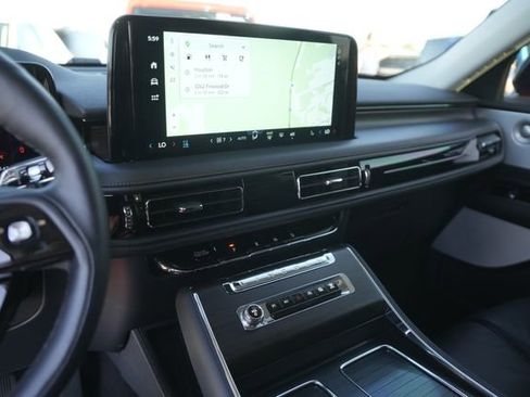 Used 2025 Lincoln Aviator Reserve w/ Equipment Group 201A image 28