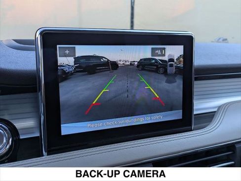 Used 2022 Lincoln Corsair FWD w/ Premium Package image 17