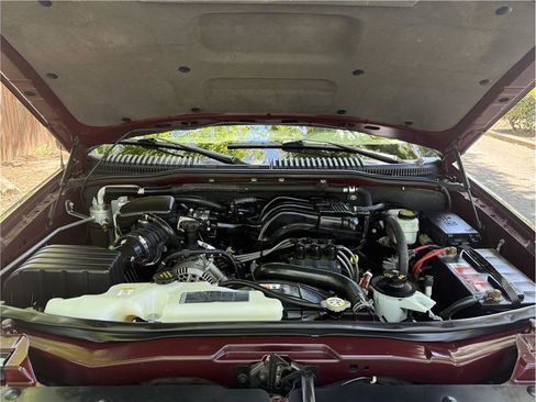 Used 2006 Ford Explorer Eddie Bauer RWD image 14