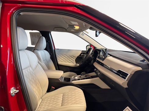 Used 2024 Mitsubishi Outlander SEL image 26