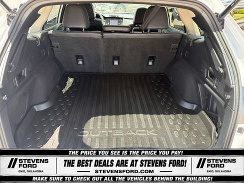 Used 2025 Subaru Outback Limited AWD/4WD image 35
