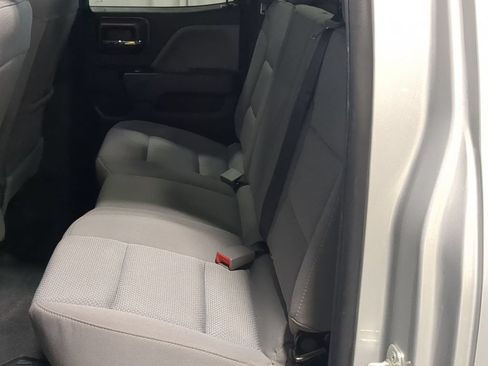 Used 2019 Chevrolet Silverado 1500 Custom w/ Custom Convenience Package AWD/4WD image 23