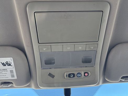 Used 2015 Chevrolet Captiva Sport LS image 36