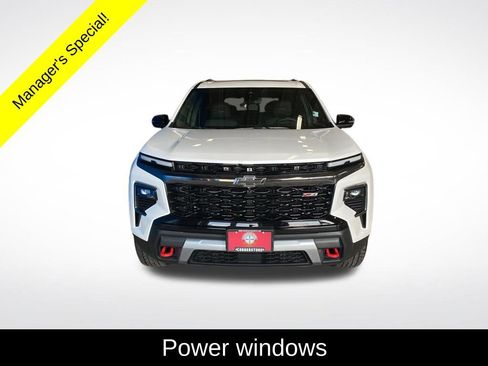 Used 2025 Chevrolet Traverse Z71 w/ Driver Confidence Package AWD/4WD image 15