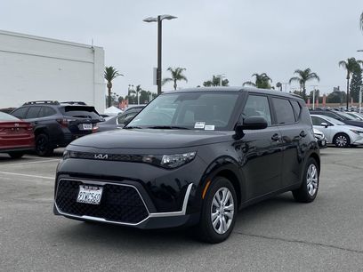 Used 2025 Kia Soul LX