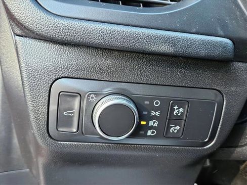 Used 2021 Ford Escape SE w/ SE Sport Appearance Package image 11