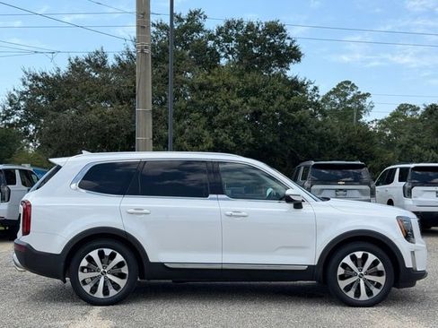 Used 2020 Kia Telluride EX w/ EX Premium Package FWD image 8