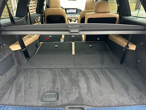 New 2026 Mercedes-Benz GLS 580 4MATIC image 15