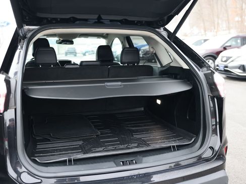 Certified 2022 Ford Edge SEL w/ Convenience Package image 12