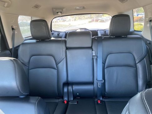 Used 2022 Nissan Pathfinder SL image 29