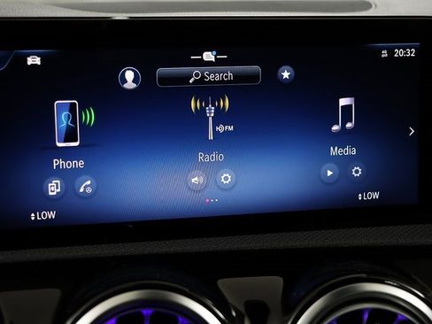 New 2025 Mercedes-Benz CLA 250 4MATIC image 2