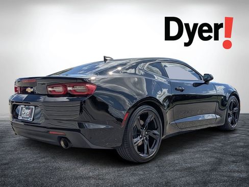 Used 2024 Chevrolet Camaro LT RWD image 3
