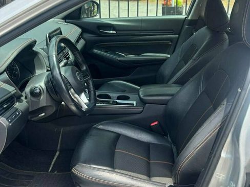 Used 2019 Nissan Altima 2.5 SR w/ SR Premium Package FWD image 11