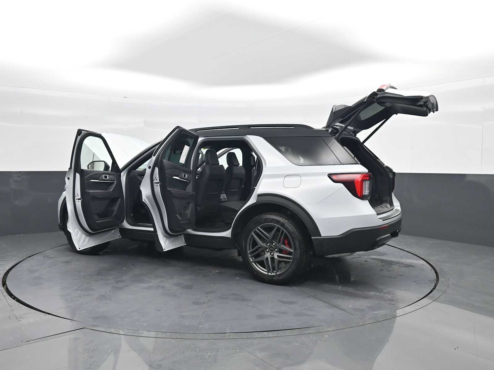 New 2026 Ford Explorer ST-Line w/ ST-Line Street Pack AWD/4WD image 62
