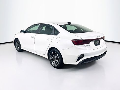 Used 2024 Kia Forte LXS FWD image 5
