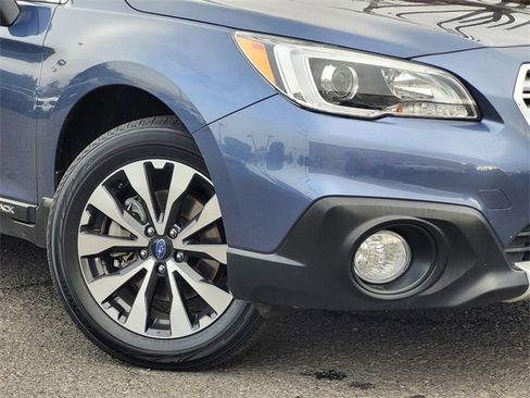 Used 2015 Subaru Outback 3.6R Limited image 4