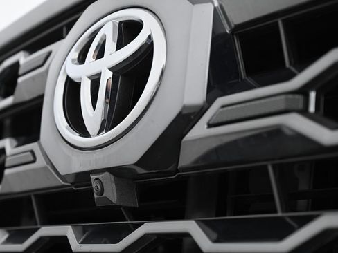 Used 2024 Toyota Tundra Platinum image 12