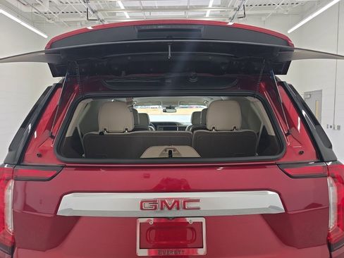 Used 2023 GMC Yukon Denali image 14