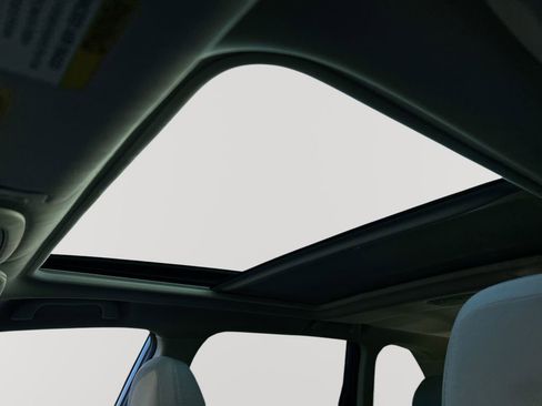 Used 2022 Subaru Forester Premium AWD/4WD image 18