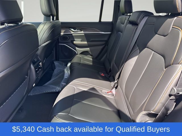 New 2026 Jeep Grand Cherokee Limited AWD/4WD image 23