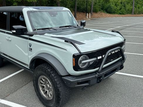 Used 2021 Ford Bronco First Edition AWD/4WD image 17