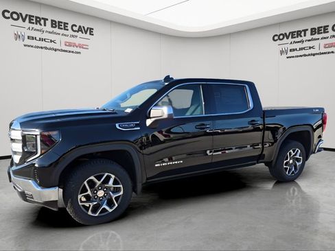 New 2026 GMC Sierra 1500 SLE image 4