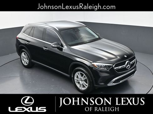 Used 2023 Mercedes-Benz GLC 300 4MATIC image 23