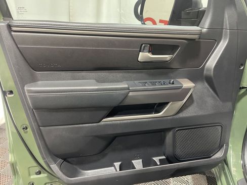 Used 2022 Toyota Tundra SR5 w/ SR5 Convenience Package image 19