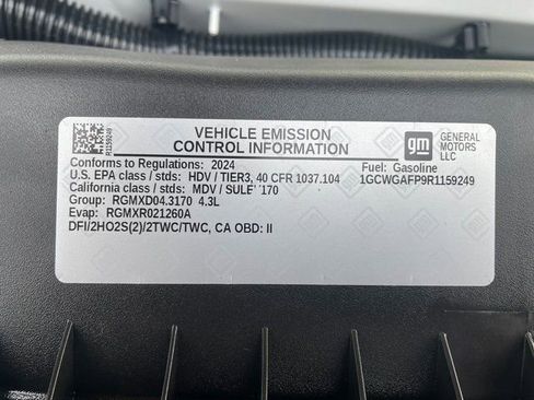 Used 2024 Chevrolet Express 2500 Work Van w/ Driver Convenience Package image 9