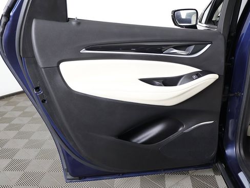 Used 2023 Buick Enclave Essence w/ Experience Buick Package image 28