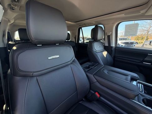 New 2026 Ford Expedition Max Platinum w/ Driver's Package image 32