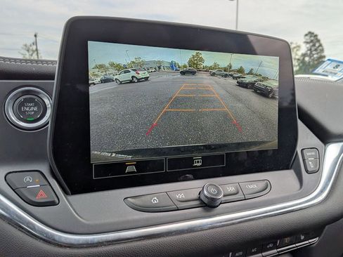 Used 2025 Chevrolet Blazer LT image 12